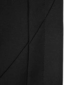 Men C2H4 005 - Asymmetric Intervein Panelled Tailored Coat