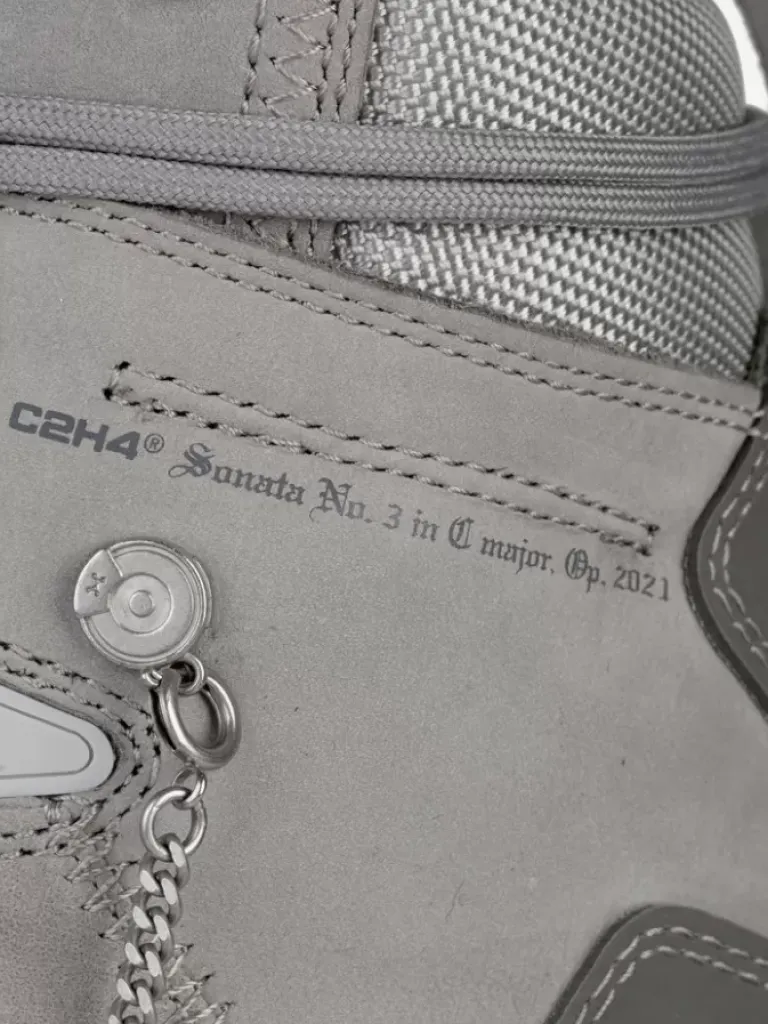 Men C2H4 003 - "Atom" Alpha Pewter