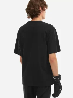 Men C2H4 006 - "Club Emblem Pin" Print T-Shirt