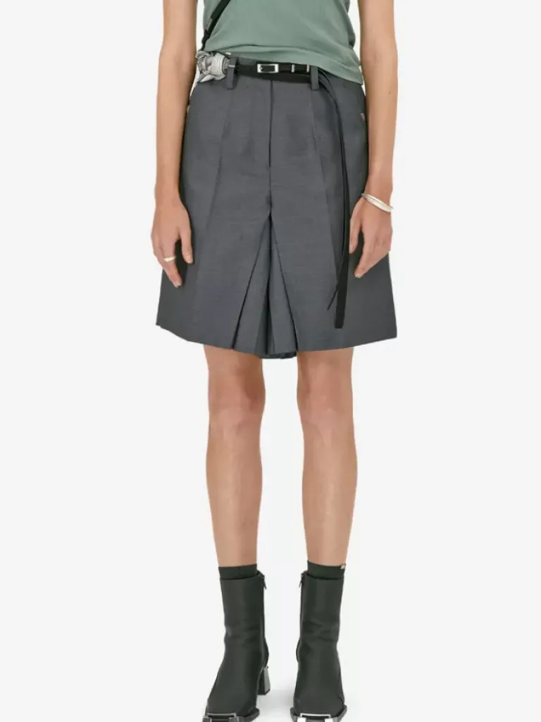 Women C2H4 007 - C. Perriand Pleated Waistless Shorts