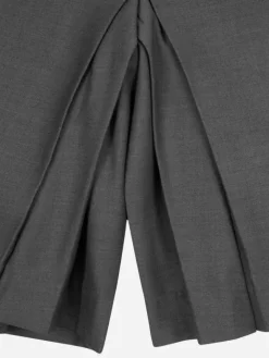 Women C2H4 007 - C. Perriand Pleated Waistless Shorts