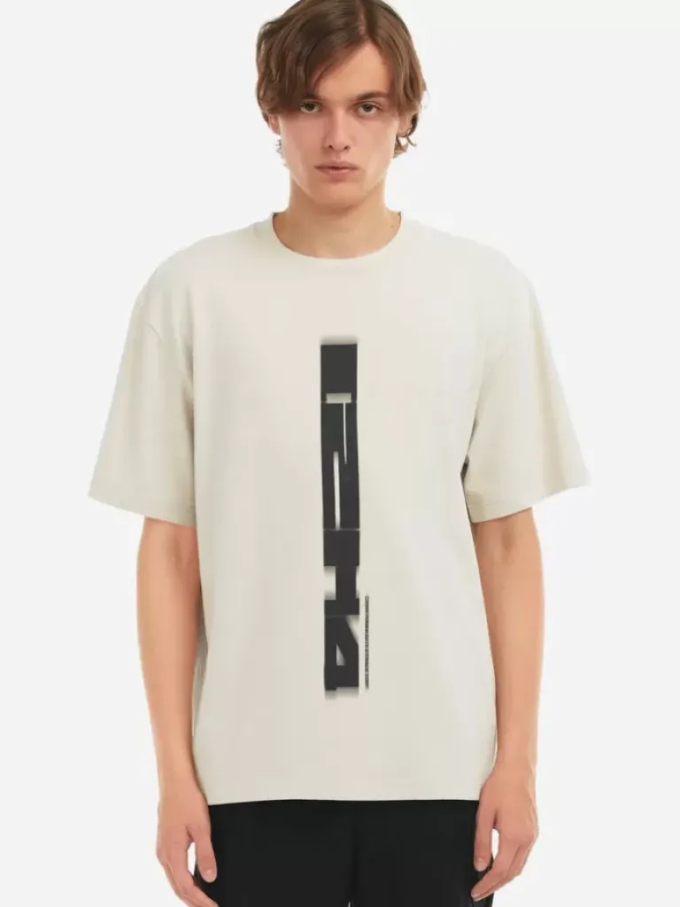Men C2H4 006 - Deformation Logo T-Shirt