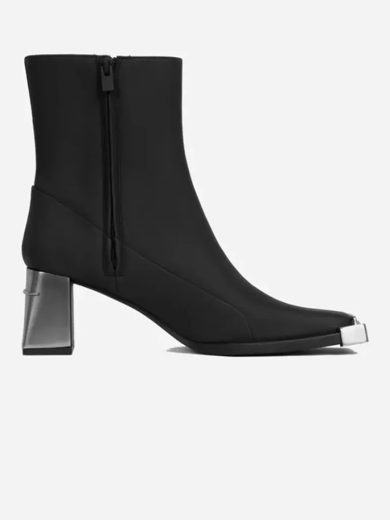 Women C2H4 006 - "Fermion" Alpha