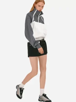 Women C2H4 007 - Linear Zippered Jumper