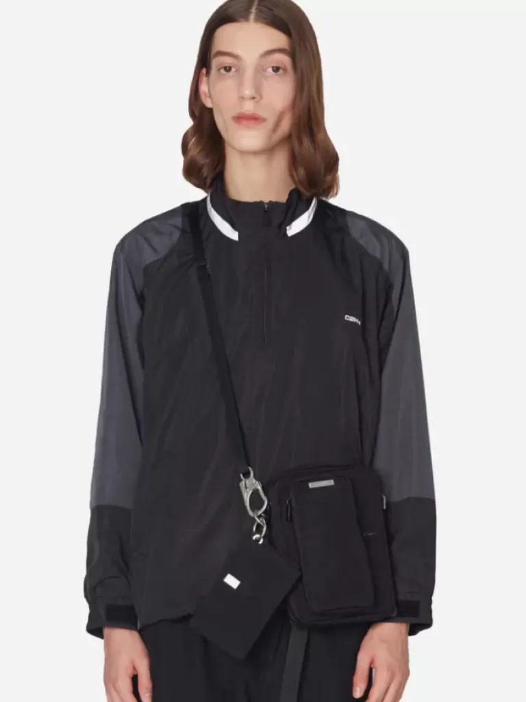 Men C2H4 001 - Mtro Panelled Half Zip Windbreaker