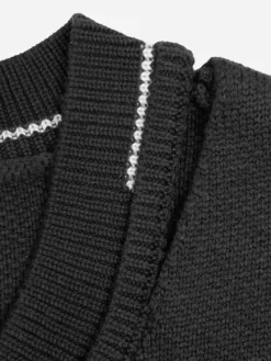 Men C2H4 Staff Uniform Distressed V-Neck Sleeveless Knit Vest