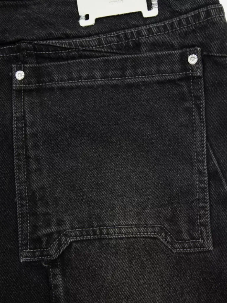 Men C2H4 005 - Stagger Streamline Arch Raw Edge Jeans