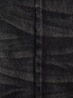 Men C2H4 005 - Stagger Streamline Arch Raw Edge Jeans