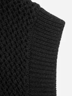 Men C2H4 007 - Uniformity Knit Vest